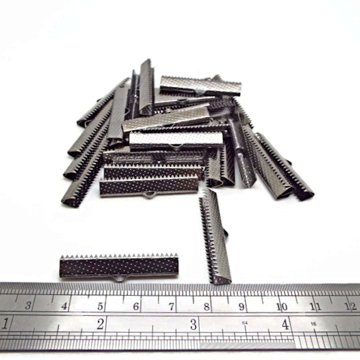 25 Gunmetal Ribbon End Crimps, 35x8mm with a 2mm Hole