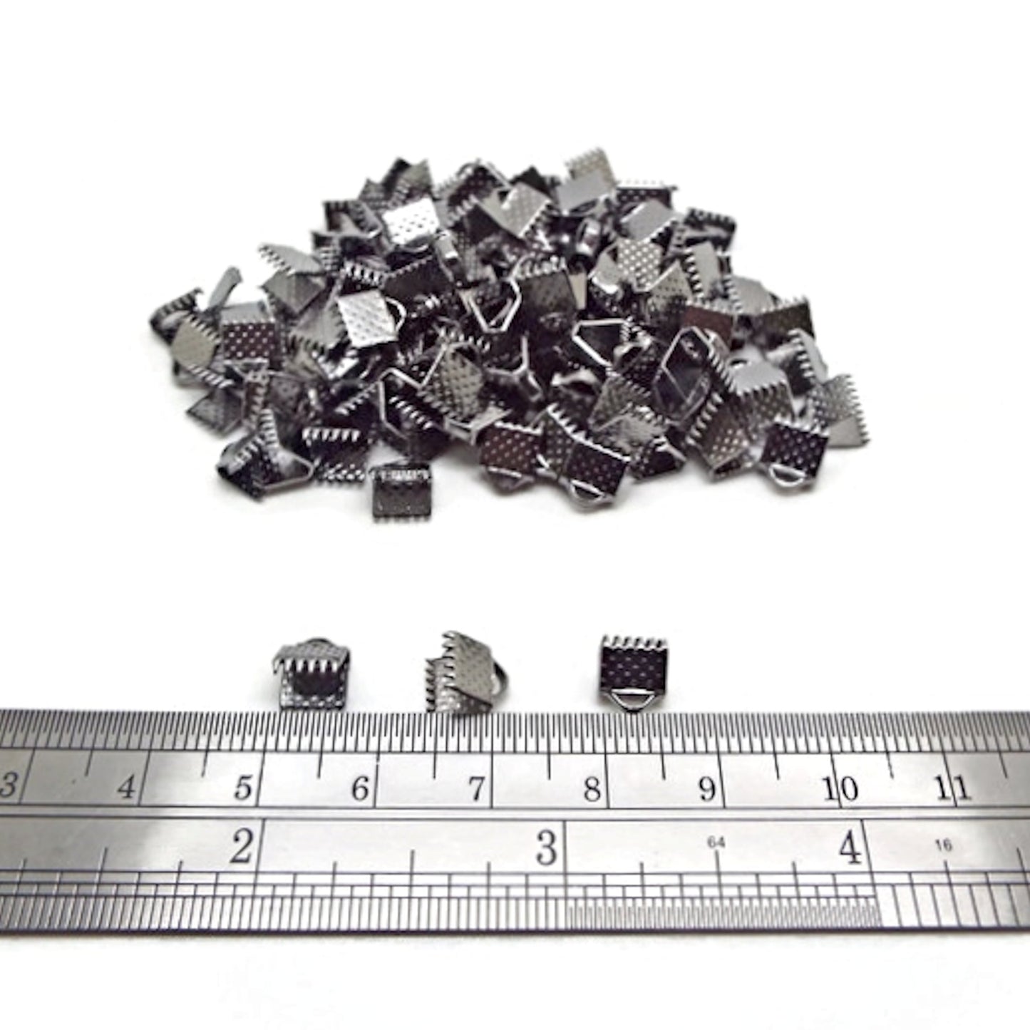 50 Iron Gunmetal Ribbon End Clamps, 6x7mm, Hole 2mm