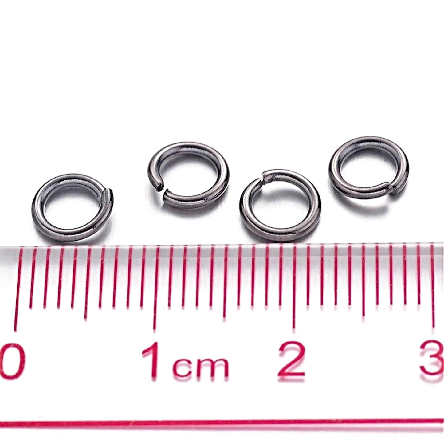 6MM JUMP RINGS. Pack of 200 in 4 Colour Choices