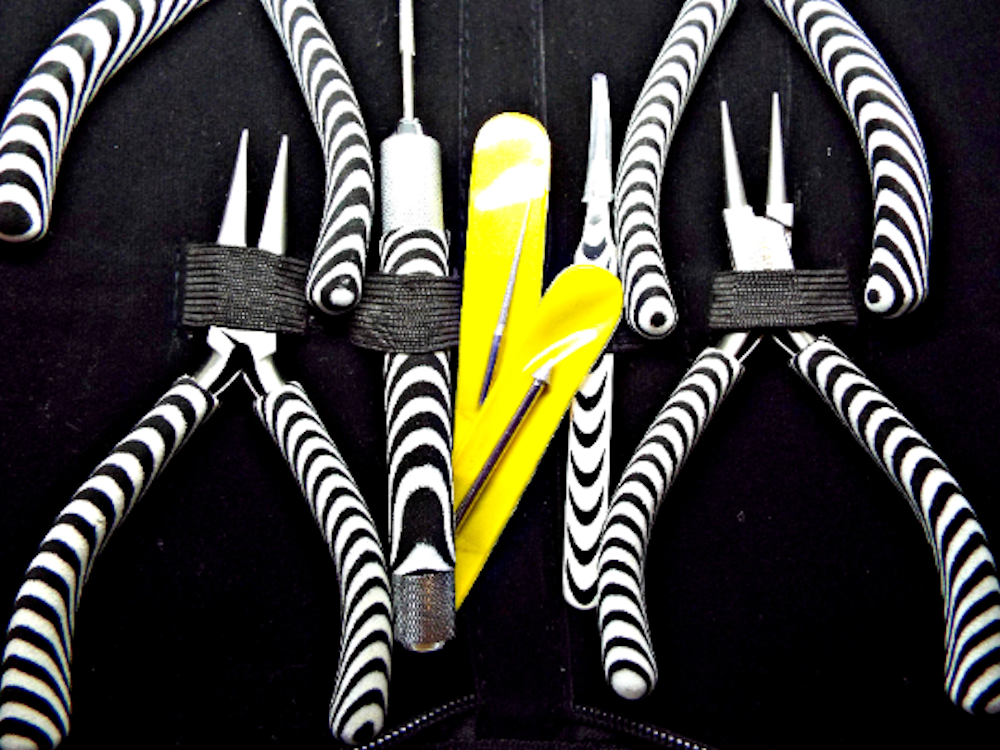 ZEBRA PLIER Tool Kit Including Case, Tweezer & Reamer, Flat Nose, Chain Nose, Round Nose & Side Cutter Plier