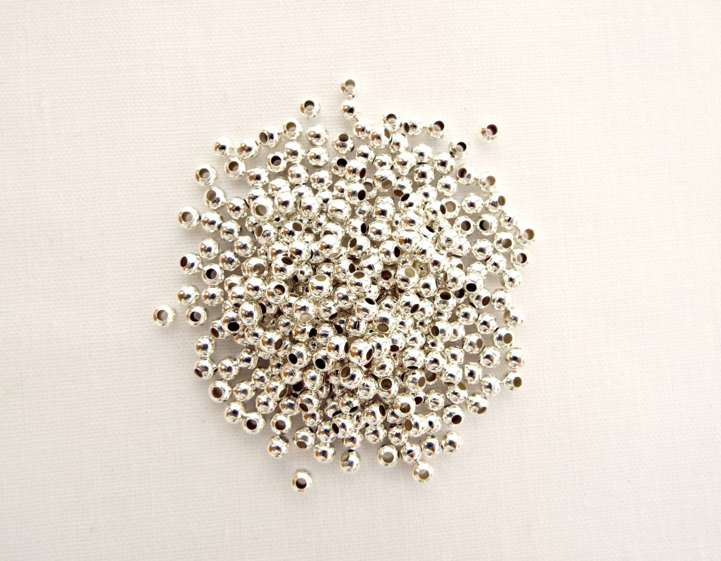 3MM Silver Spacer Beads Pack of 1000 Round Metal Beads for Jewellery Making