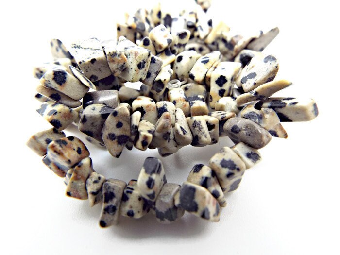 DALMATIAN JASPER Gemstone Chip Beads, 15 Inch Strand of Natural Stone in Black and Grey, Gemstone Jewelry Making