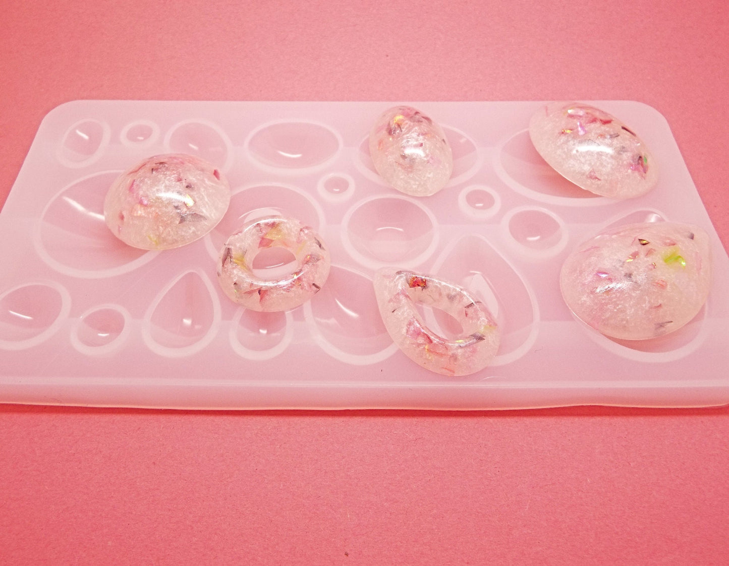 19pc CABOCHON SILICONE Mould, 187x92x12mm, Epoxy or UV Resin Casting, 19 Molds in 1