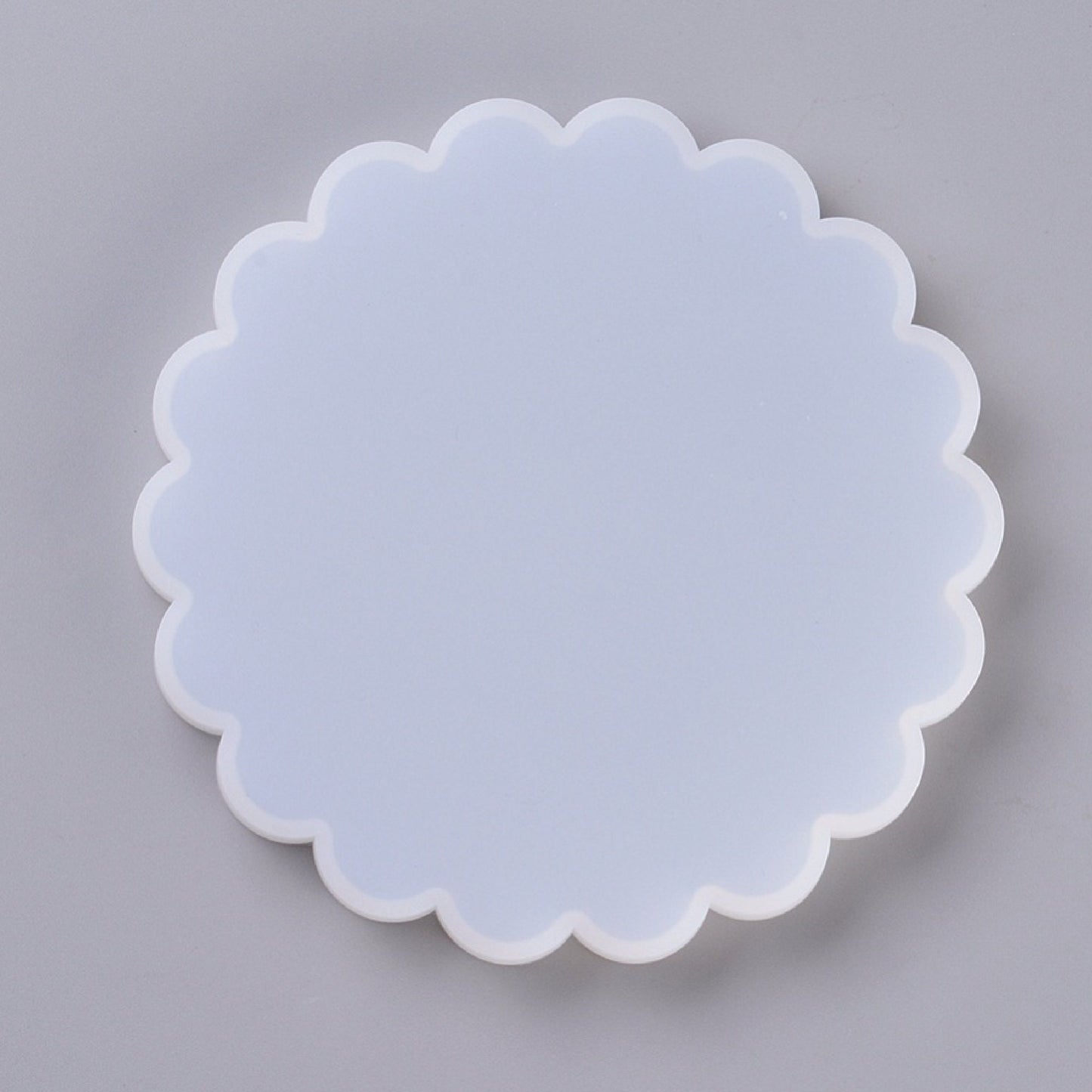 LARGE SCALLOPED Edge Silicone Dish Mould, 139mm Diameter, Large Floral Style Coaster or Plate Mould