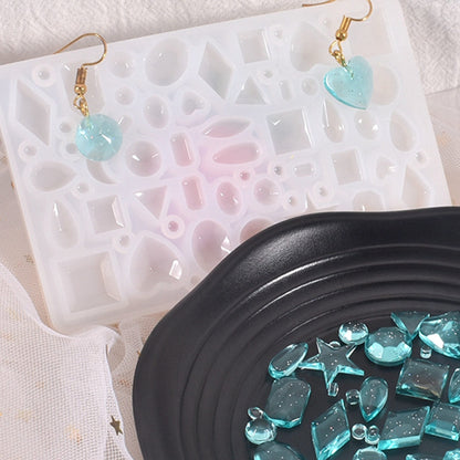 Mini Gems Mould in Pink or Clear, 113x71x7mm, 40 Moulds in 1, Craft Supplies