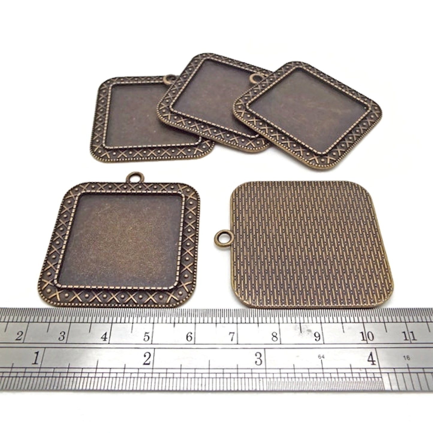 5 Square Bronze Bezel Tray Pendants 45x41x2mm with Patterned Edge, Metal Alloy Jewellery Findings