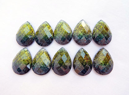 10 Green Glitter Teardrop Faceted Cabochons for Jewellery Making and Mixed Media Art Decoration