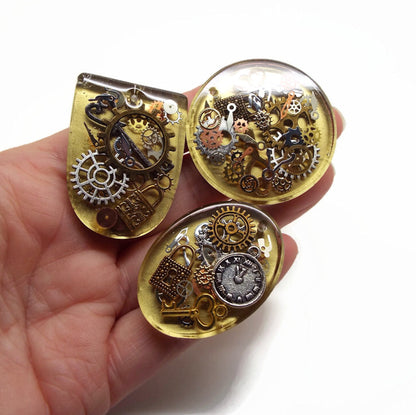 Handcrafted Resin Steampunk Pendants, Pack of 3