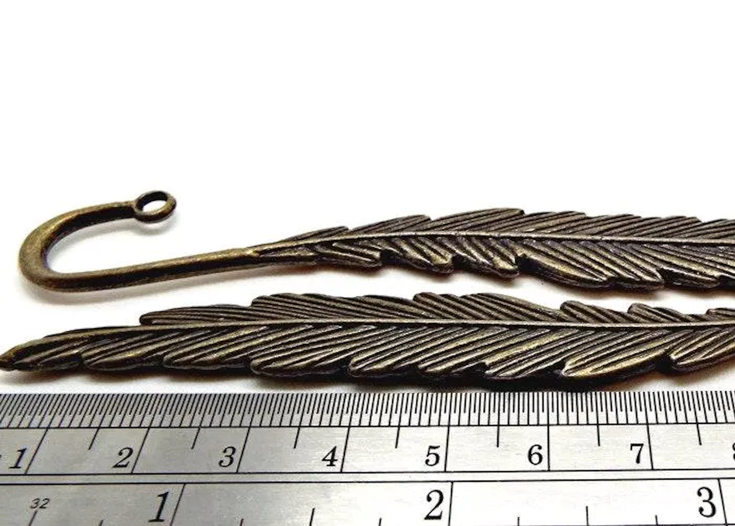 5 BRONZE FEATHER BOOKMARKS in an Antique Style, Blanks for Beads & Charms, 116x14mm