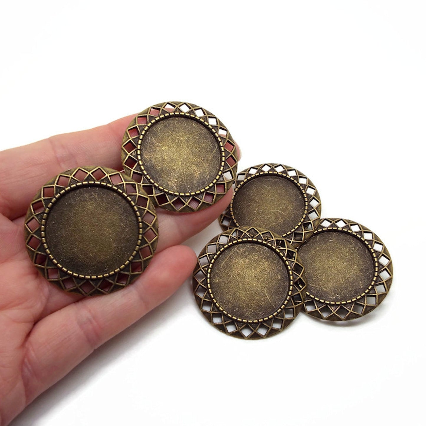 5 Decorative Edge Brooch Blanks in Antique Bronze with 25mm Setting