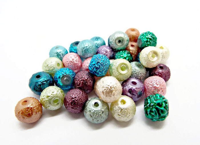 50 TEXTURED BEADS in 11 Colours. 8mm with a Pearlised Coating