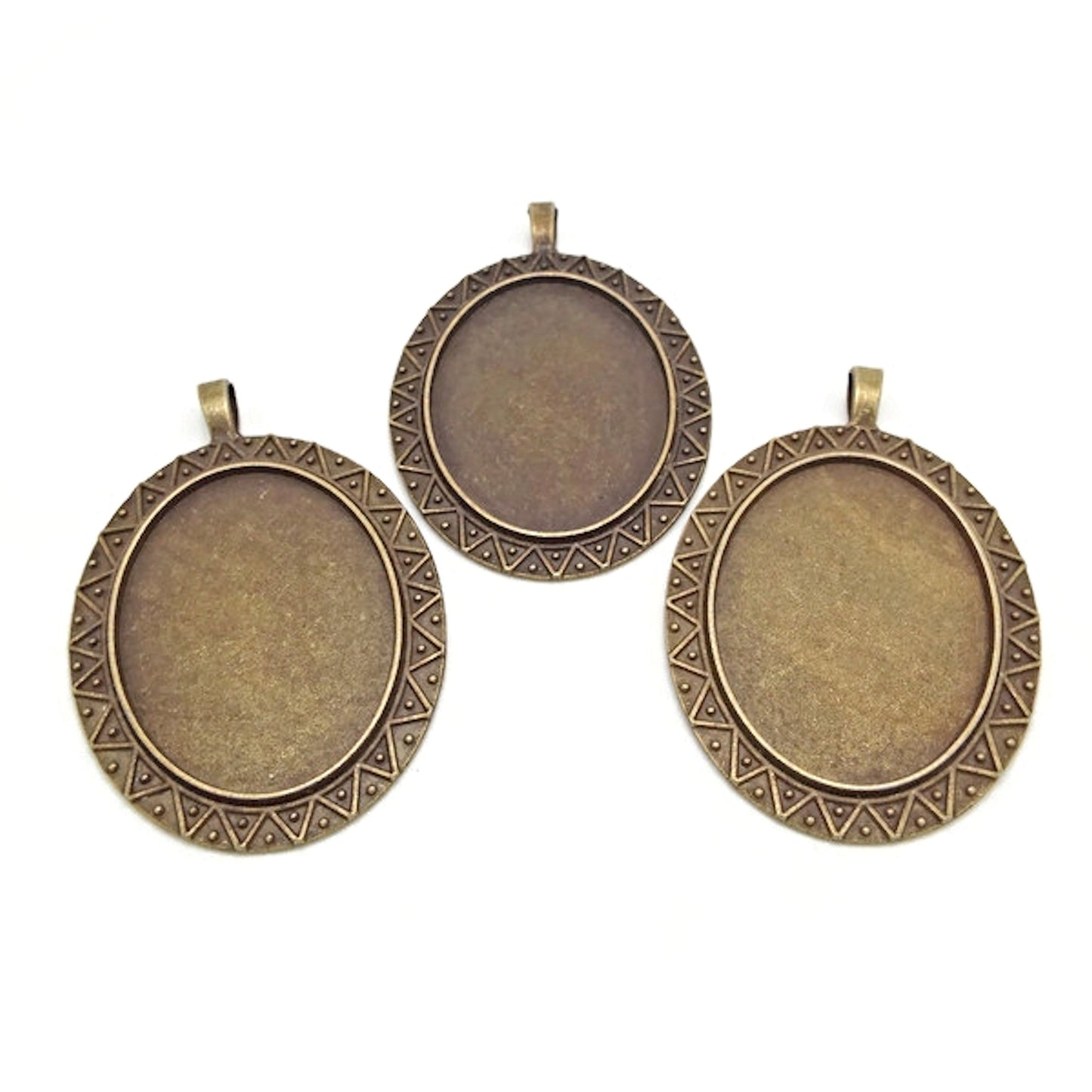 5 Oval Bezel Pendants with Patterned Edge, Antique Bronze 60x41mm, Cabochon Setting is 39x29x2mm