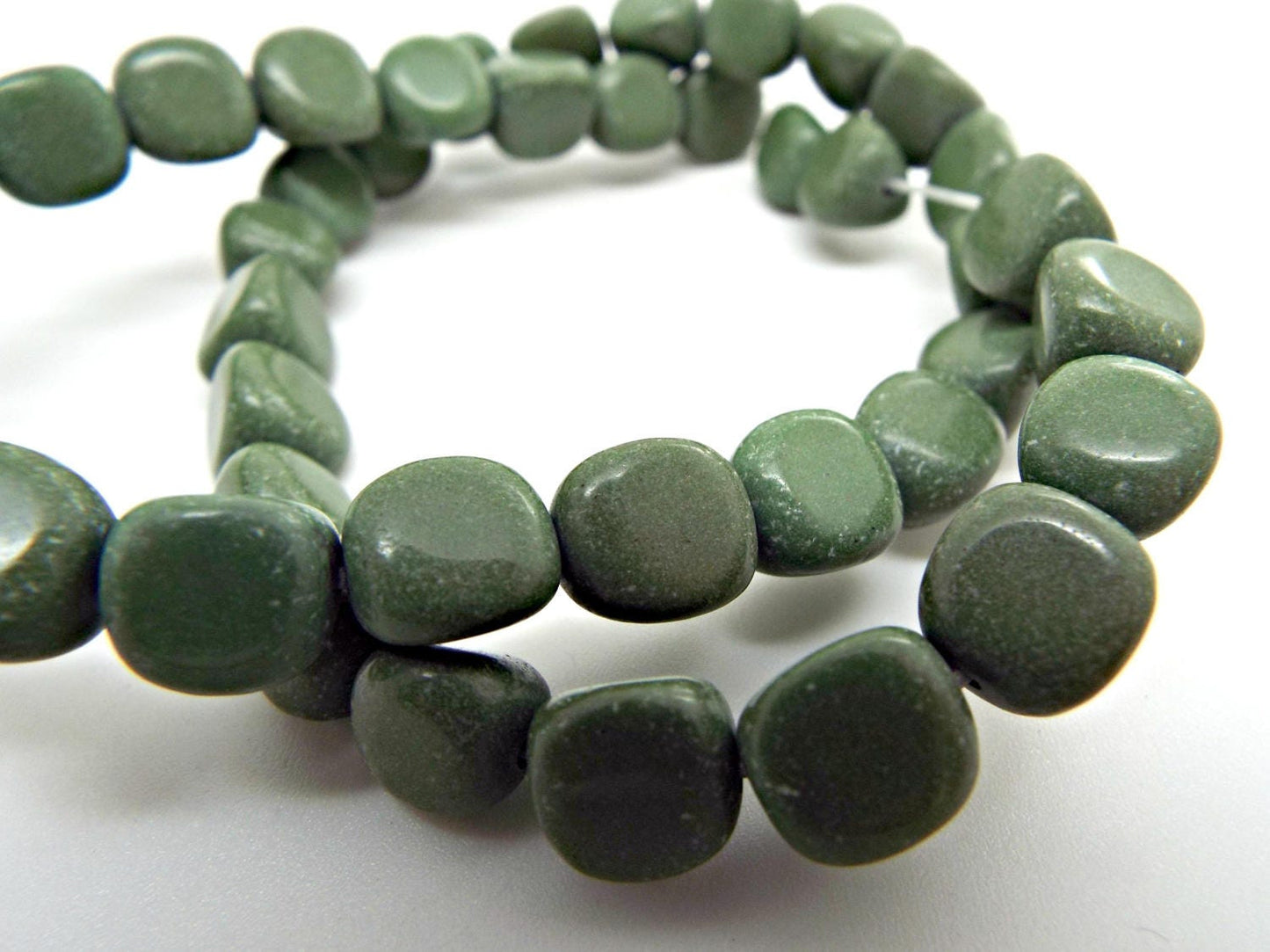 40 GREEN SERPENTINE Semi-Precious Beads, 8-11mm Triangle Pebbles, 15 Inch Strand