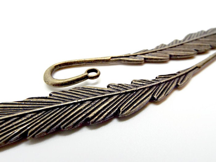 5 BRONZE FEATHER BOOKMARKS in an Antique Style, Blanks for Beads & Charms, 116x14mm