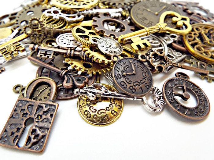 100 Steampunk Charms Mix including Keys, Padlocks, Clocks and Cogs for Steampunk Jewellery and Mixed Media Art