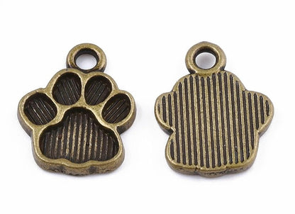 20 DOG PAW Jewellery Charms in Antique Bronze Tone, 15x12x2mm, Small Pendants for Resin or Paint