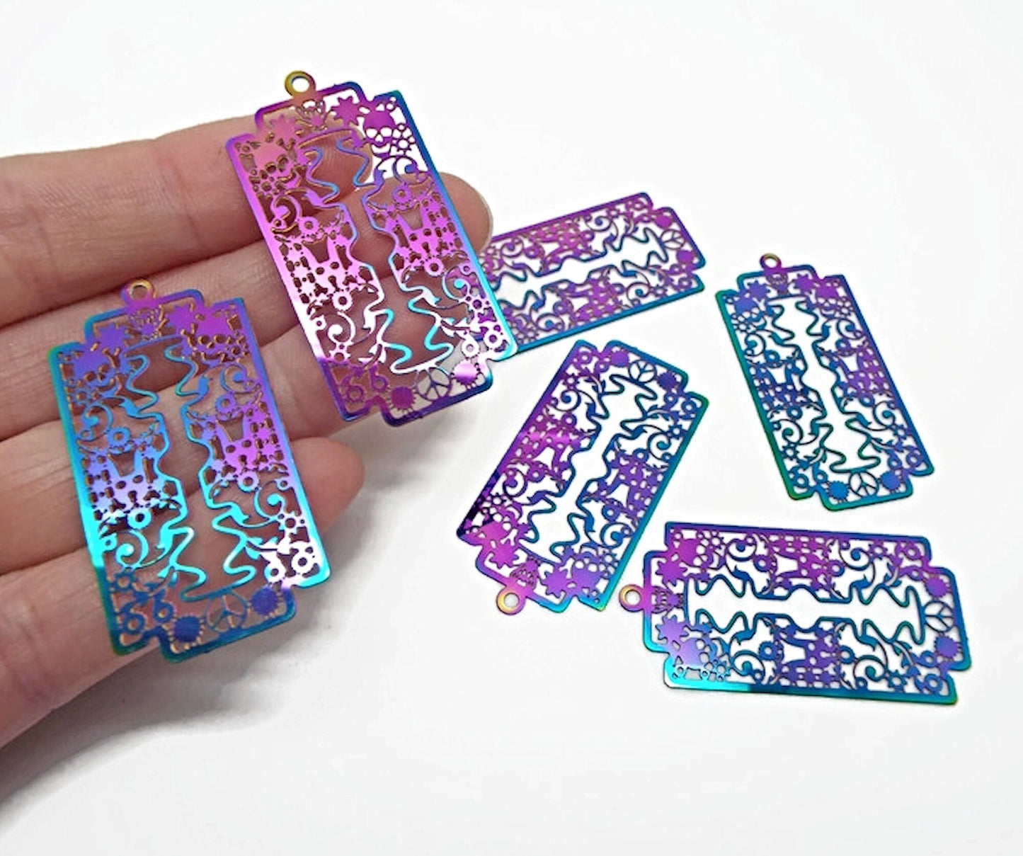 45mm ELECTROPLATED RAZOR Skull Pendants, Set of 5 Stainless Steel Rainbow Charms in a Filigree Style