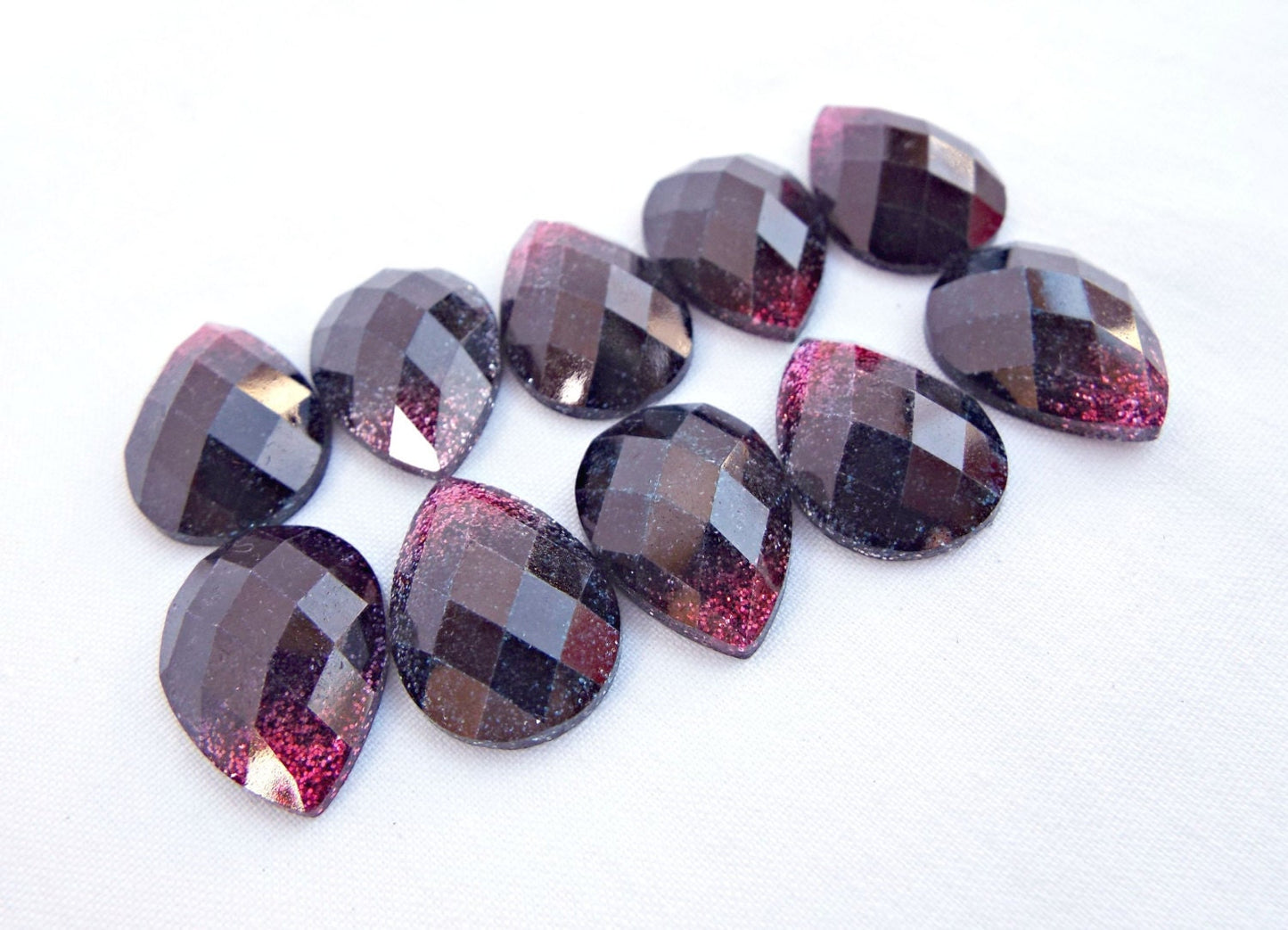 10 Purple Glitter Teardrop Faceted Cabochons for Jewellery Making and Accessories